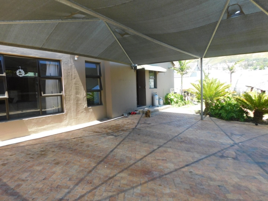 4 Bedroom Property for Sale in Anchorage Park Western Cape